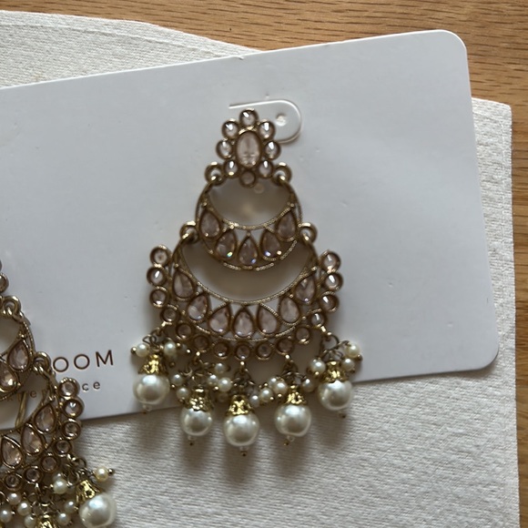 NWT - Rose Neera Tikka Set - Picture 2 of 8